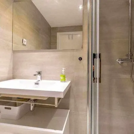 Espanhouse Caroline דירה