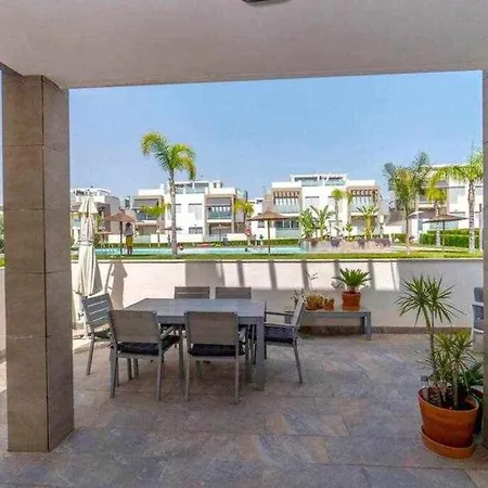 Espanhouse Caroline *